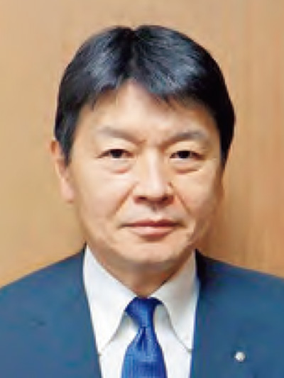理事長 八重樫 幸治 顔写真